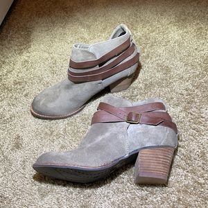 Dolce Vita Booties, Women’s Size 7